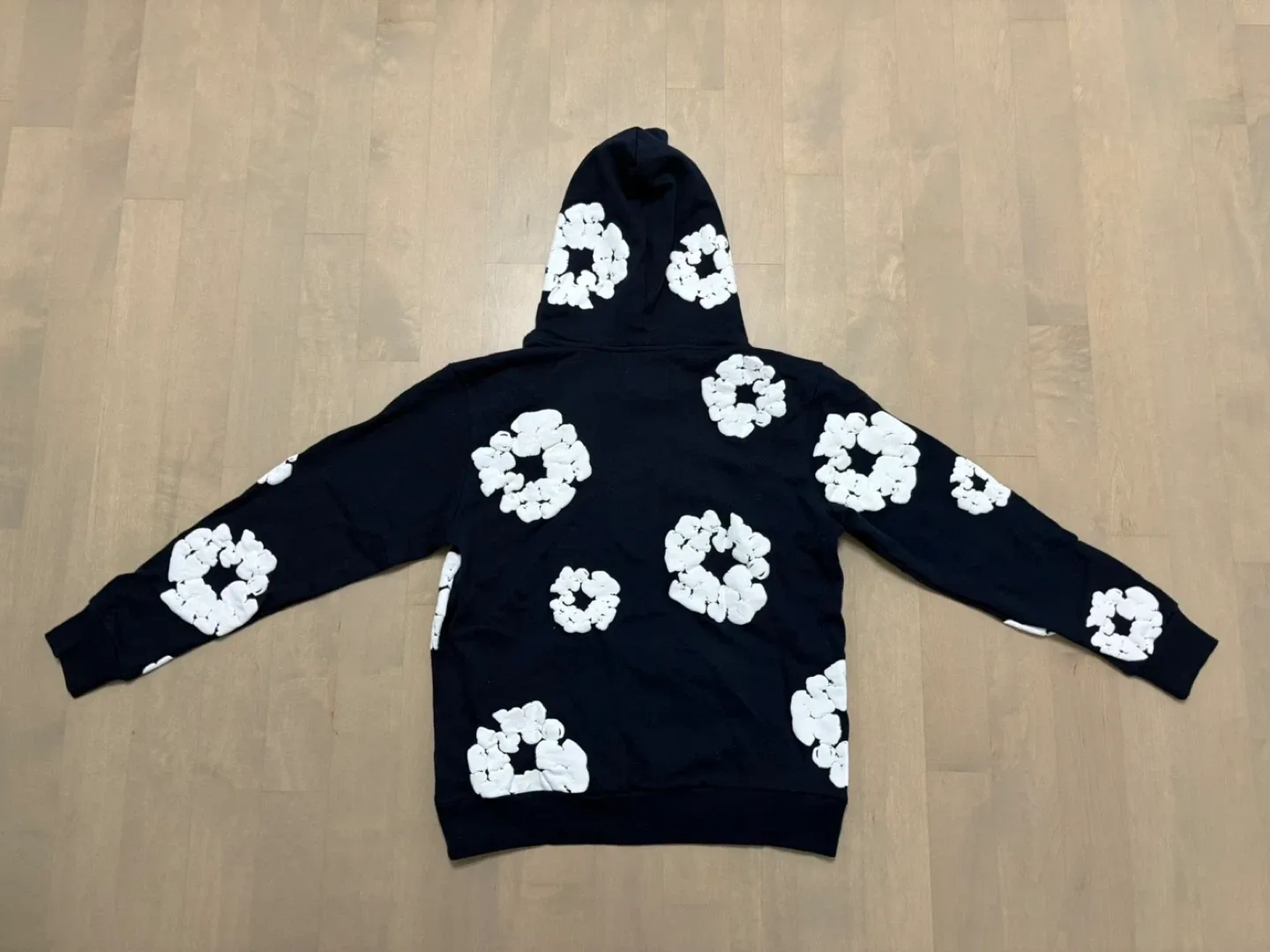 Denim Tears Hoodie Black with White Flowers image indicator(2)