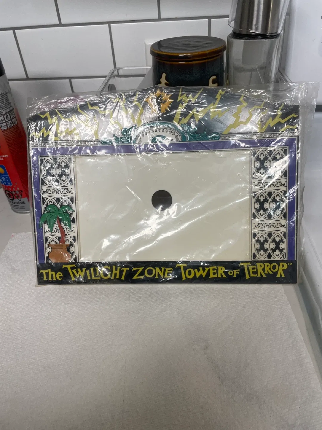 Disney Twilight Zone Tower of Terror Photo Frame image indicator(4)