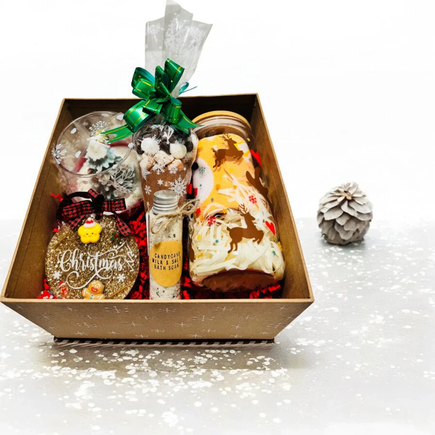 Christmas Gift Basket image indicator(2)
