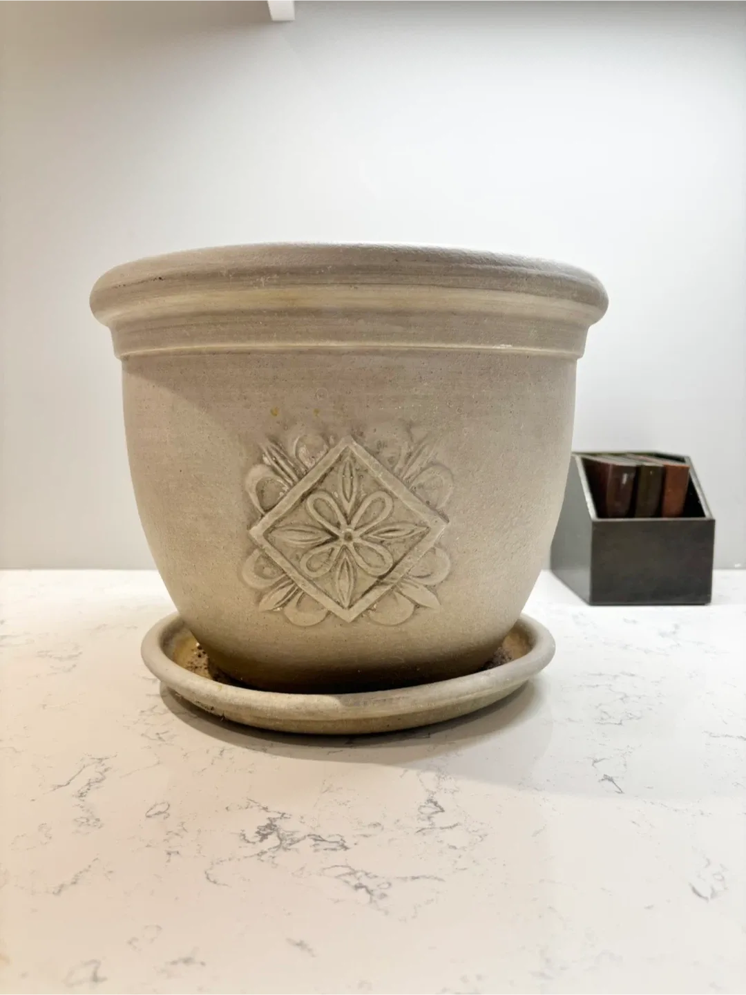 Flower Pot with Saucer Large