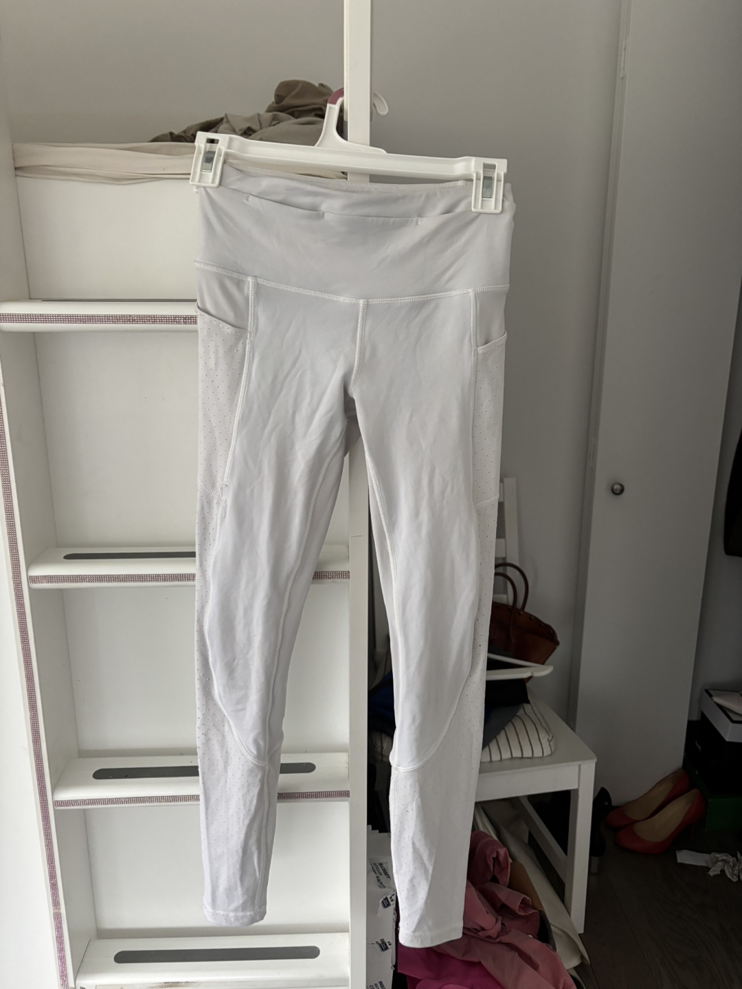 Lululemon White Leggings Size 4 - photo 5