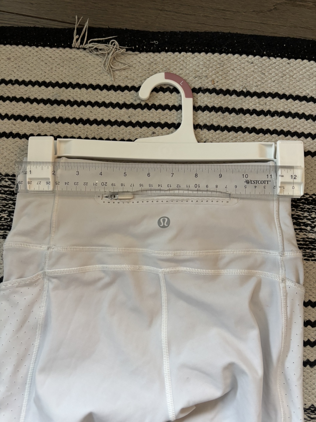 Lululemon White Leggings Size 4 - photo 2