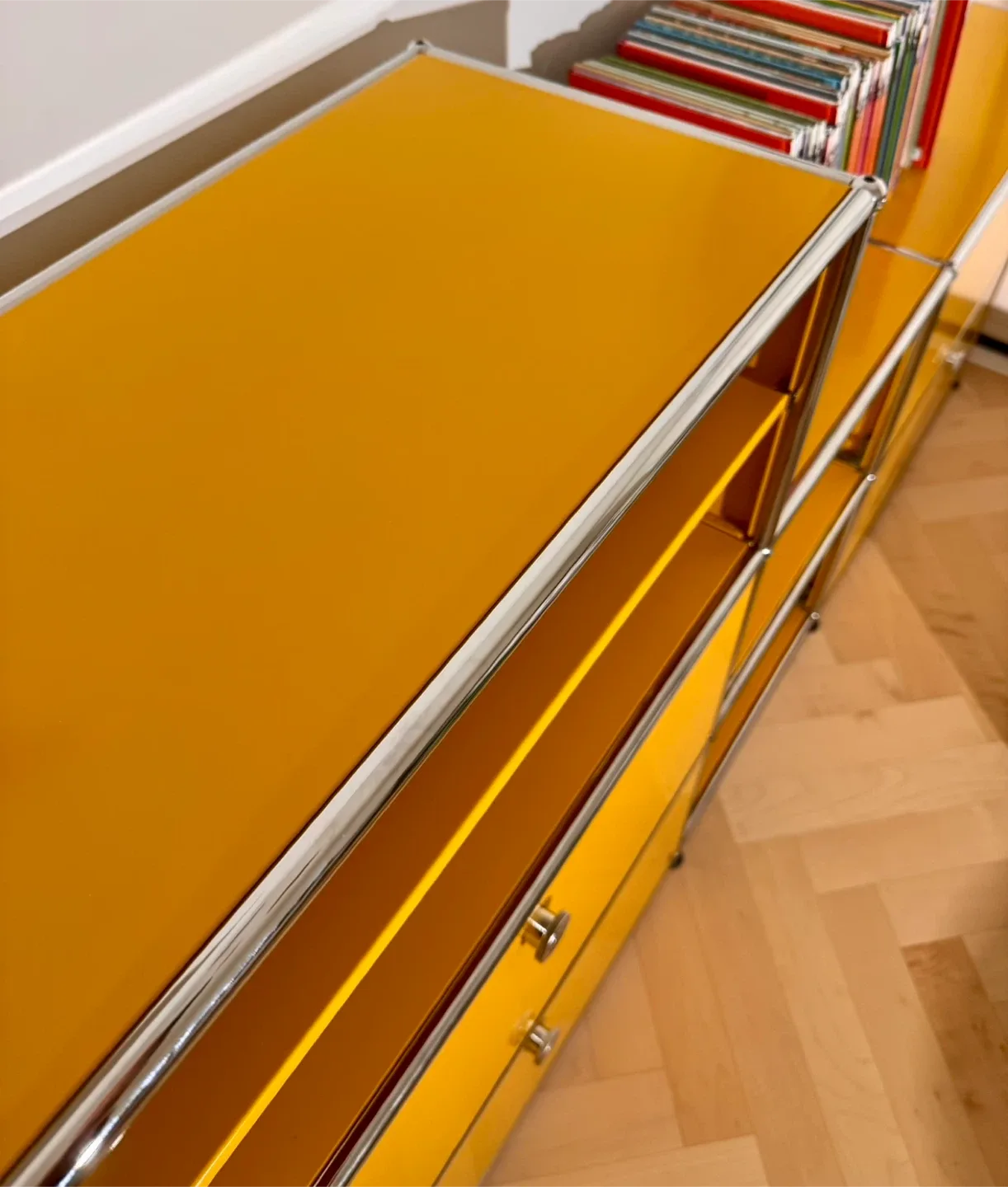 USM Haller Storage Unit - Yellow image indicator(2)