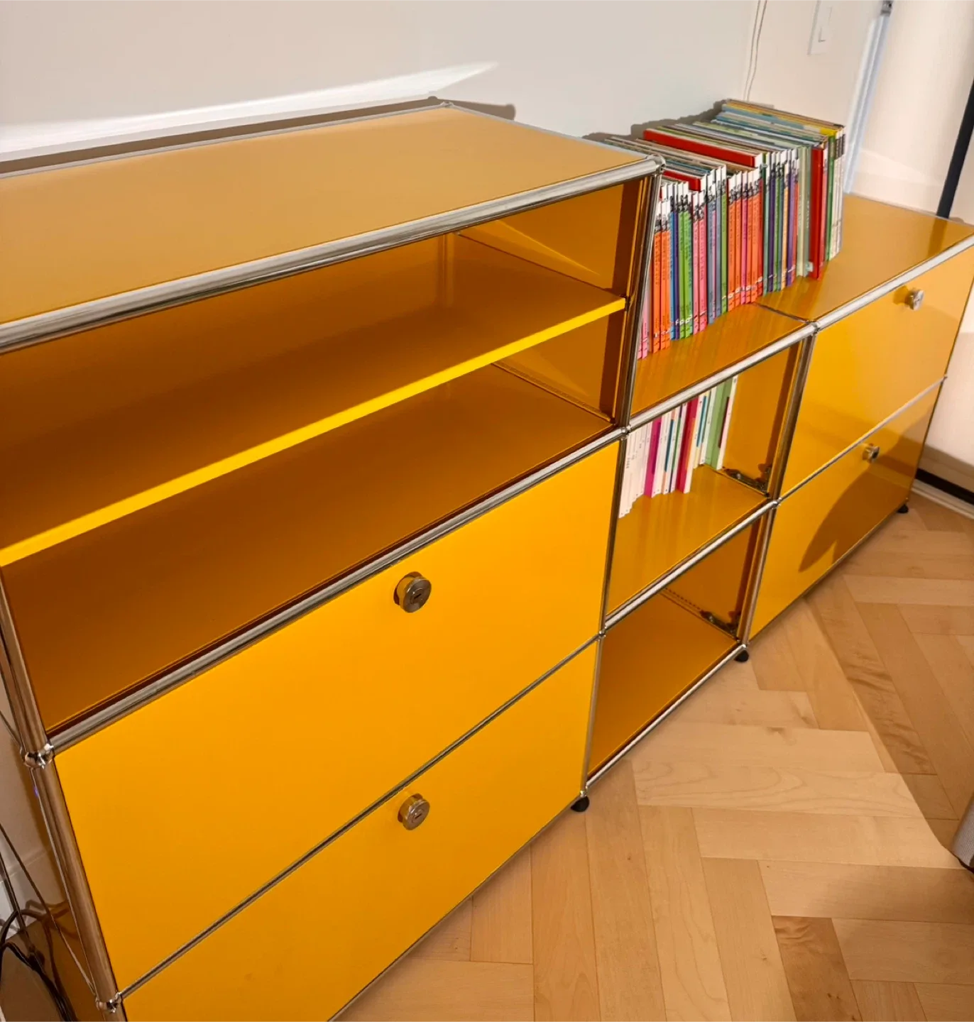 USM Haller Storage Unit - Yellow image indicator(4)