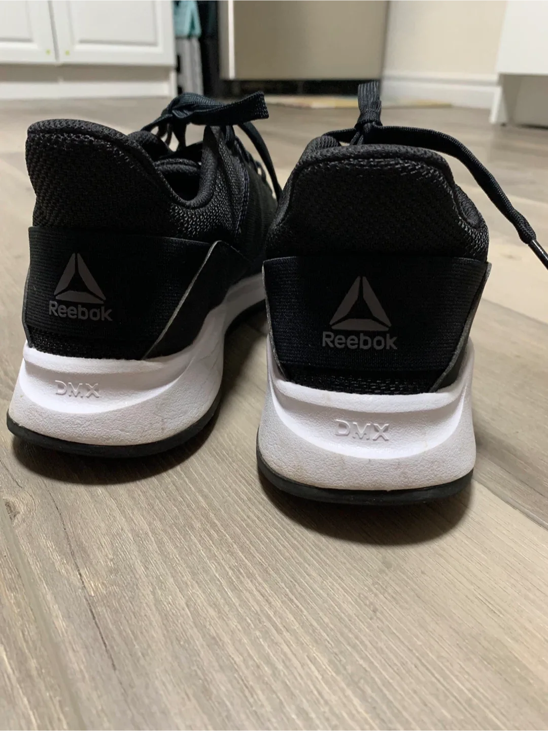 New Reebok DMX Memory Tech LT Black Shoes US size 8 image indicator(3)