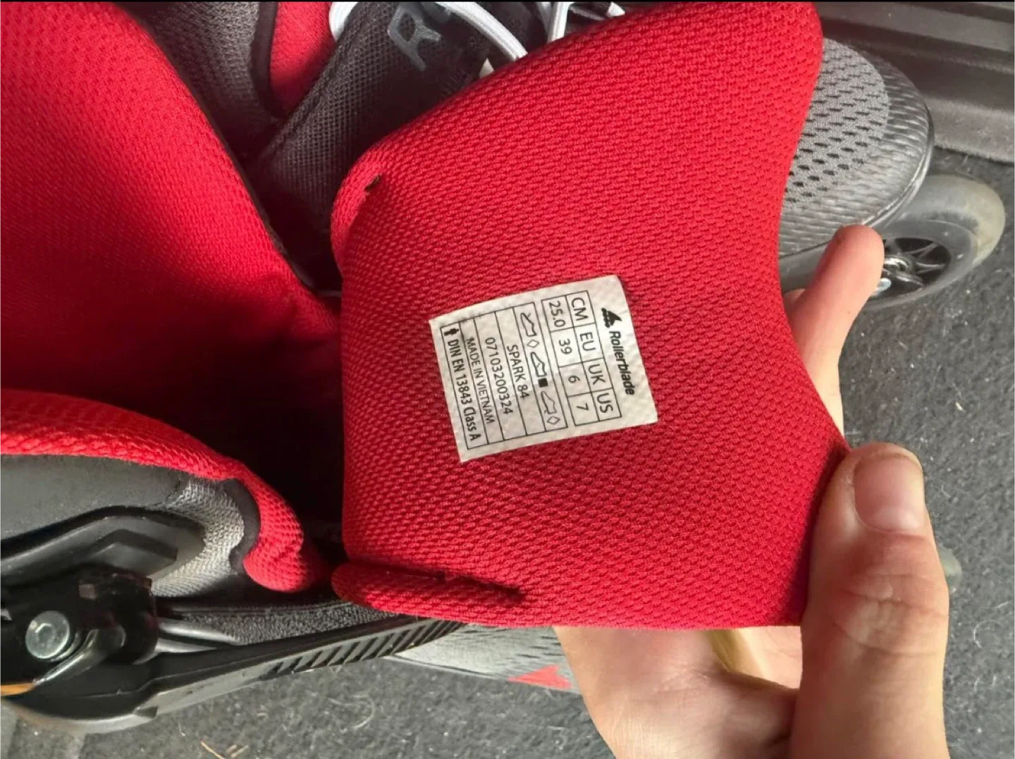 Rollerblade Spark 84 Inline Skates - Size 7