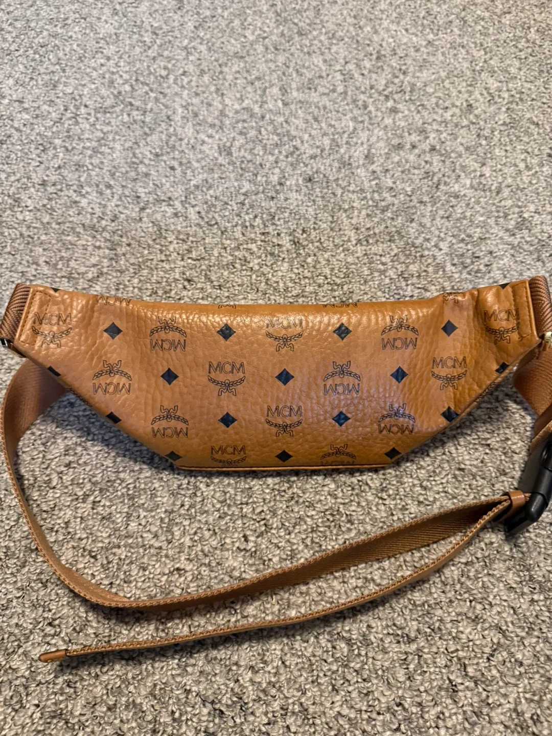 MCM Belt Bag in Cognac Leather image indicator(2)