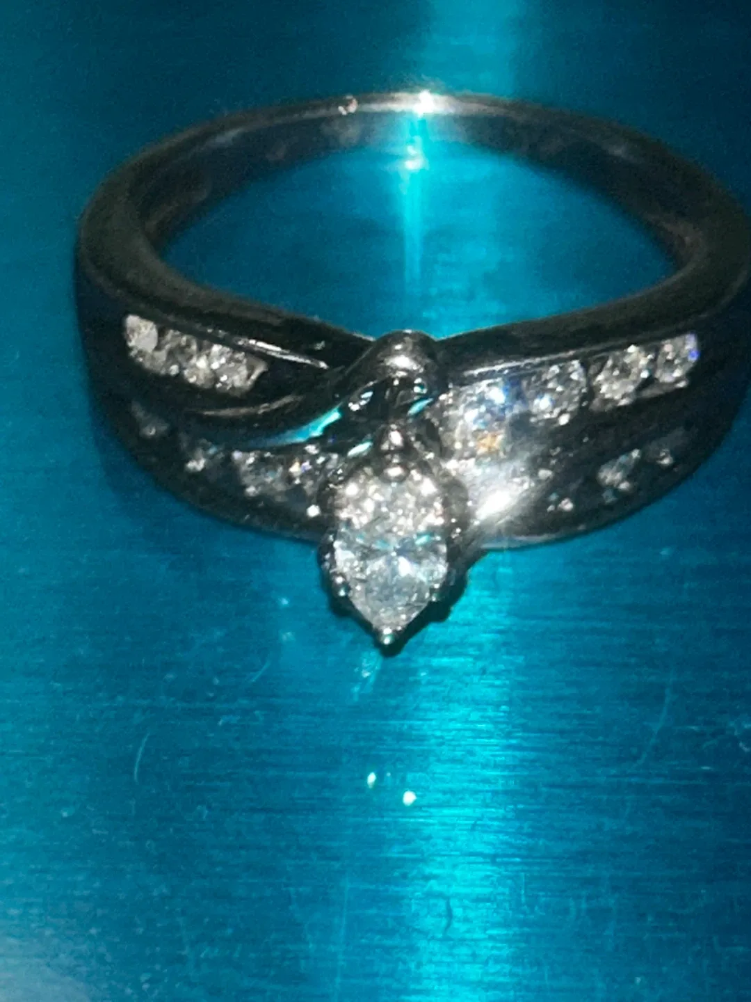 14k white gold diamond ring