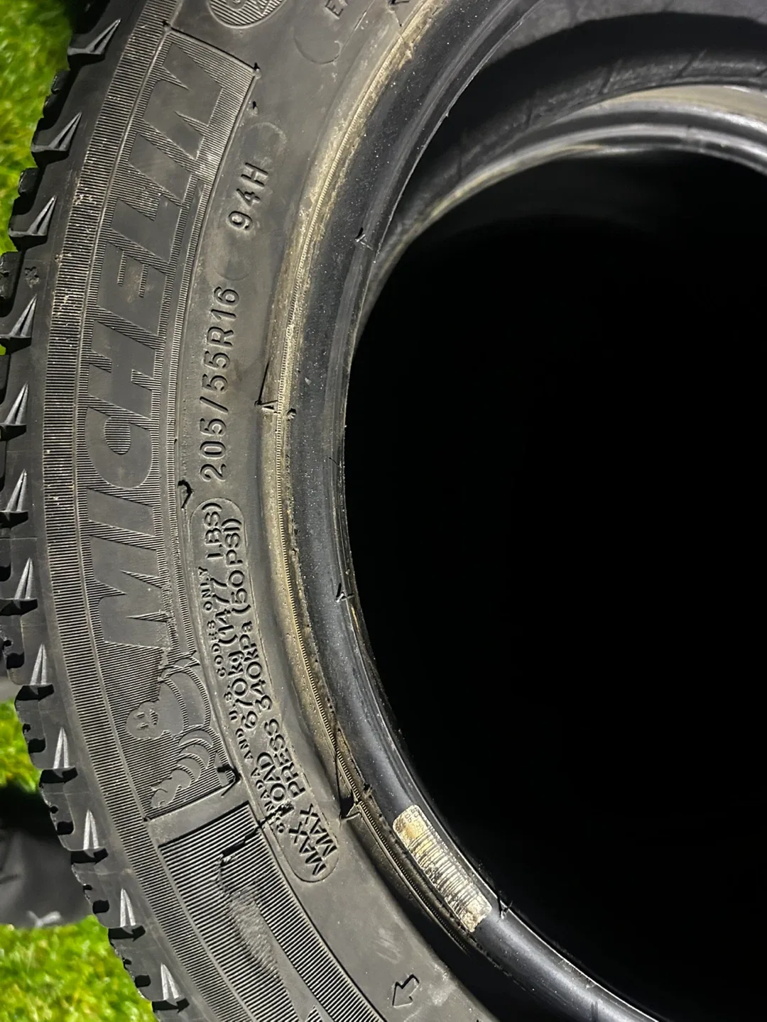 Michelin 205/55R16 Winter Tires - Set of 4 image indicator(2)