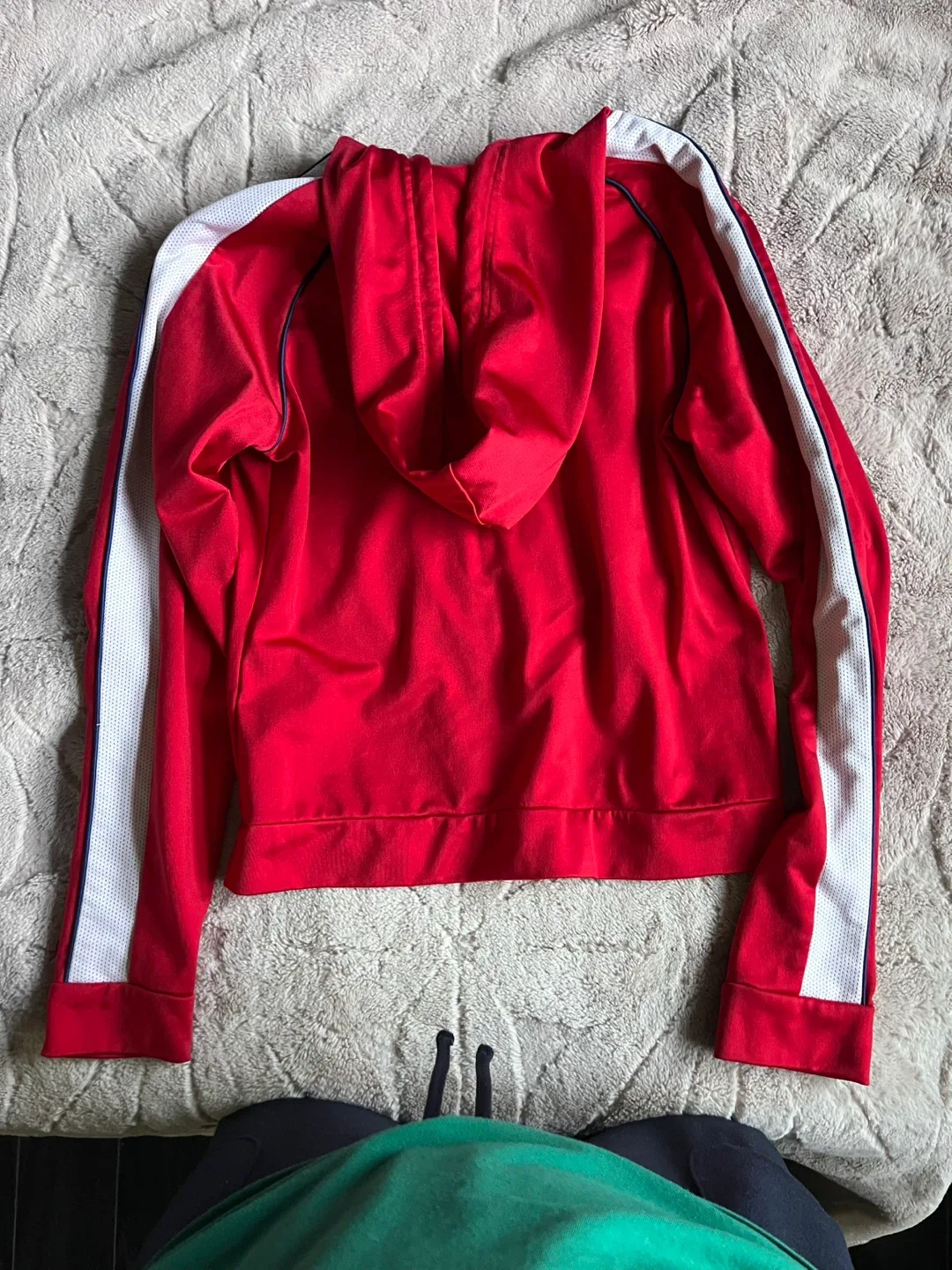 Smart Set Red Hoodie - Size M image indicator(2)