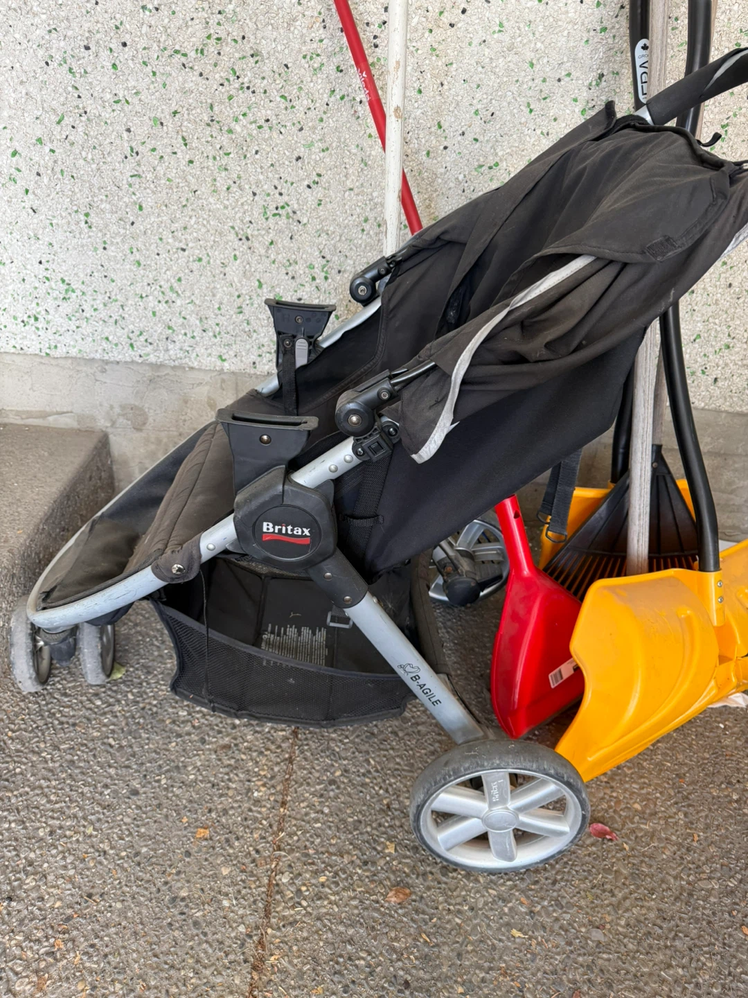 Free Stroller