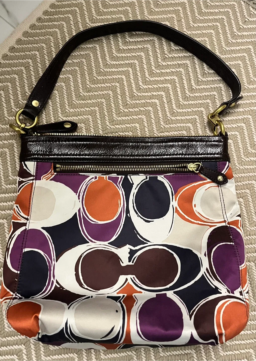 Coach Ashley F20016 Hand drawn scarf print image indicator(2)