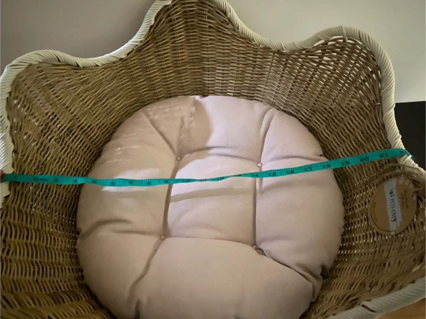 For Pets Only Wicker Pet Bed image indicator(3)