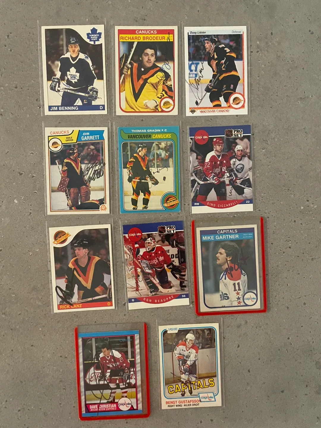 NHL Autographed Cards image indicator(8)