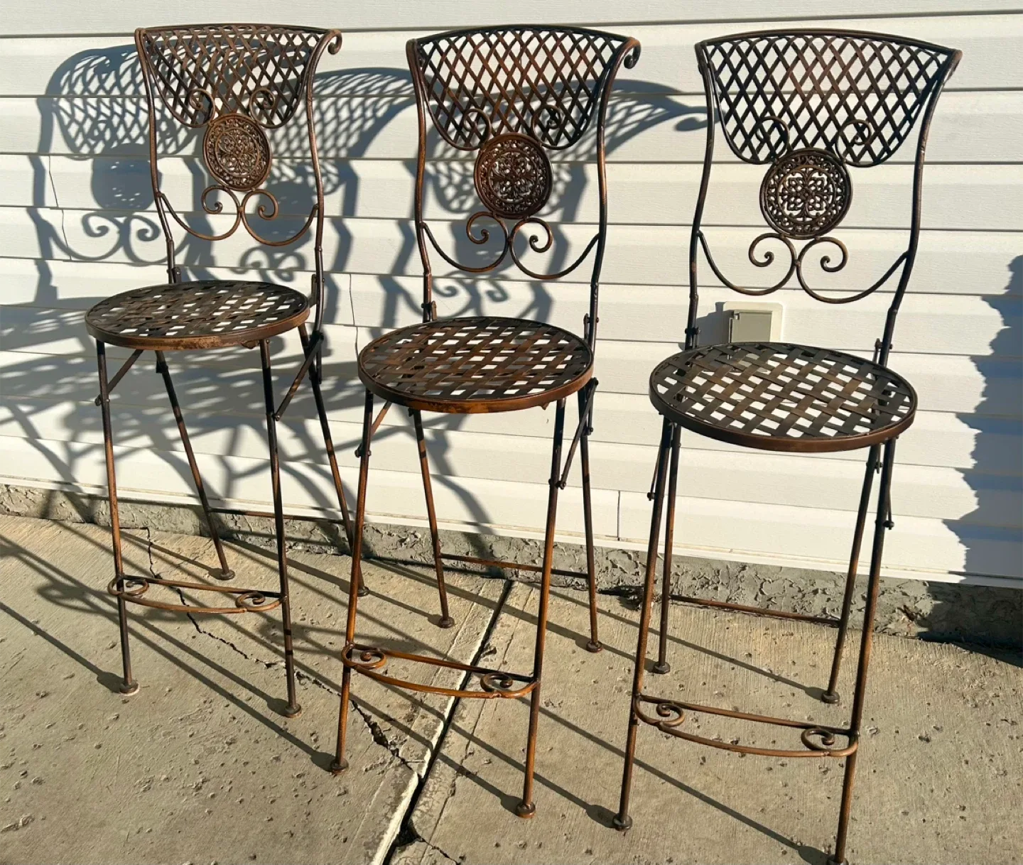 Wrought Foldable Iron Bar Stool Set of 3 image indicator(2)