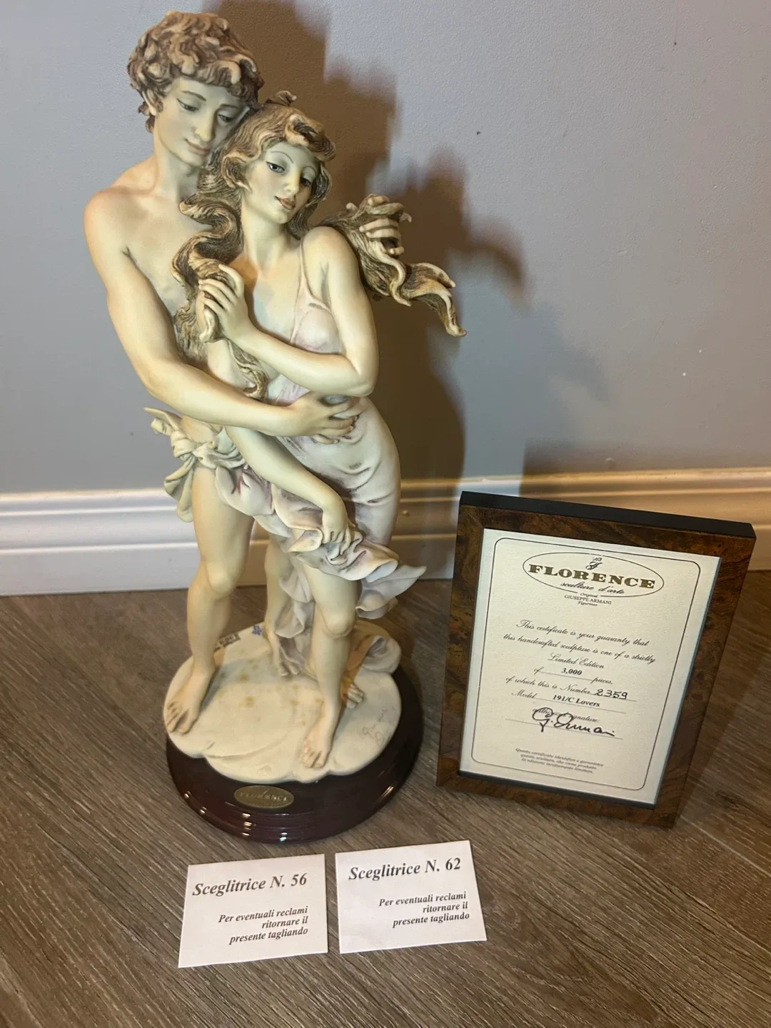 Florence Giuseppe Armani Figurine - Lovers - Limited Edition image indicator(4)