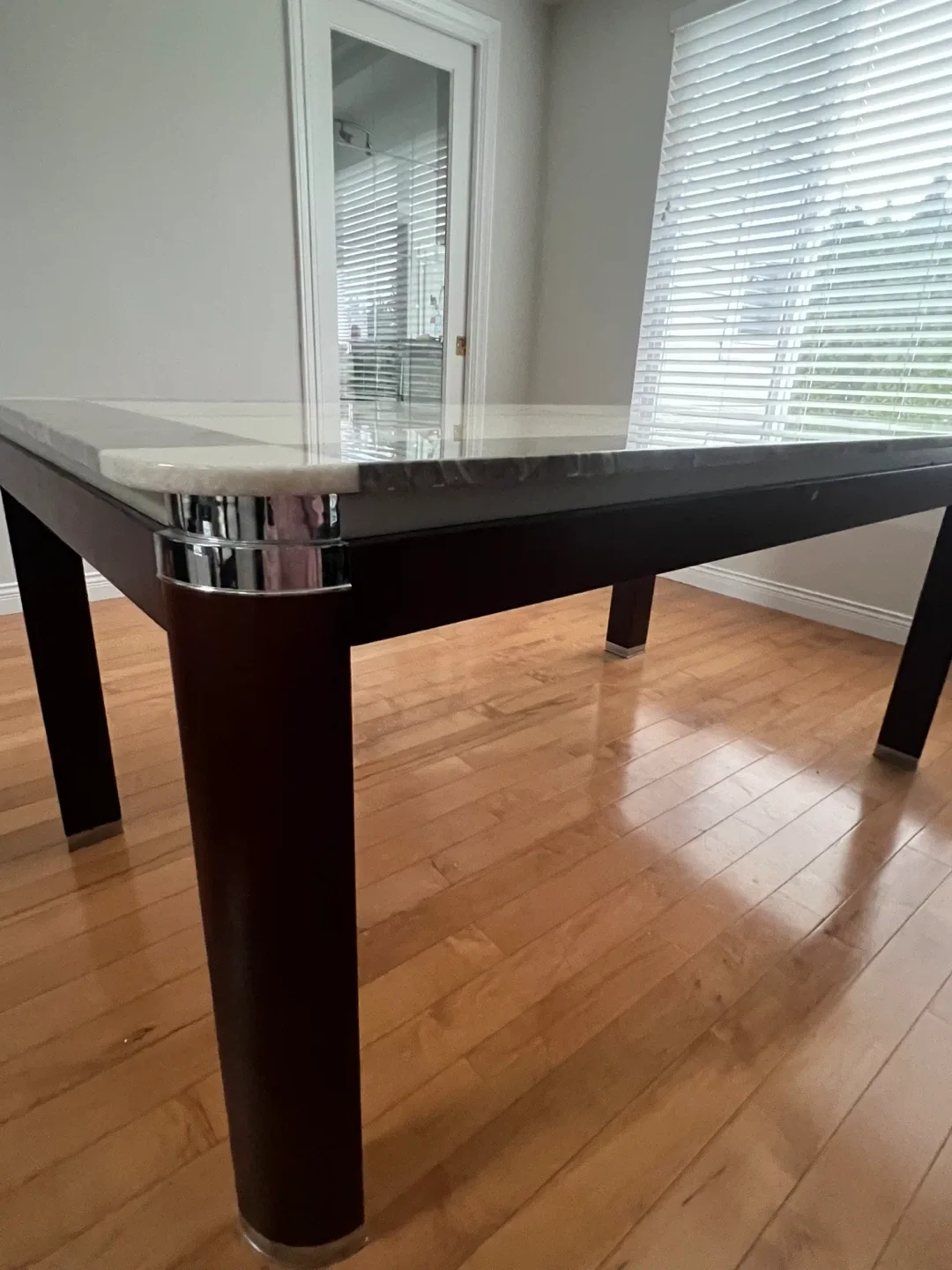 Dining Table with Marble top image indicator(4)