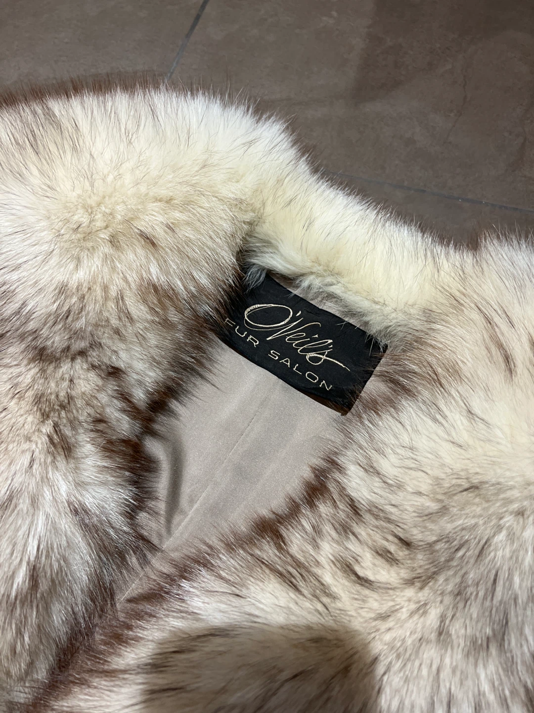 Stunning Vintage White Fox Fur Coat - photo 3