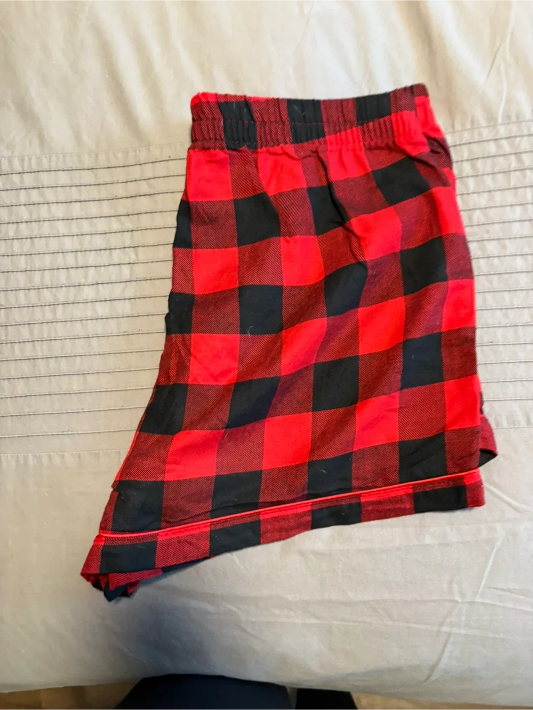 BRAND NEW-Gap Body Ladies PJ Shorts Size Large image indicator(3)