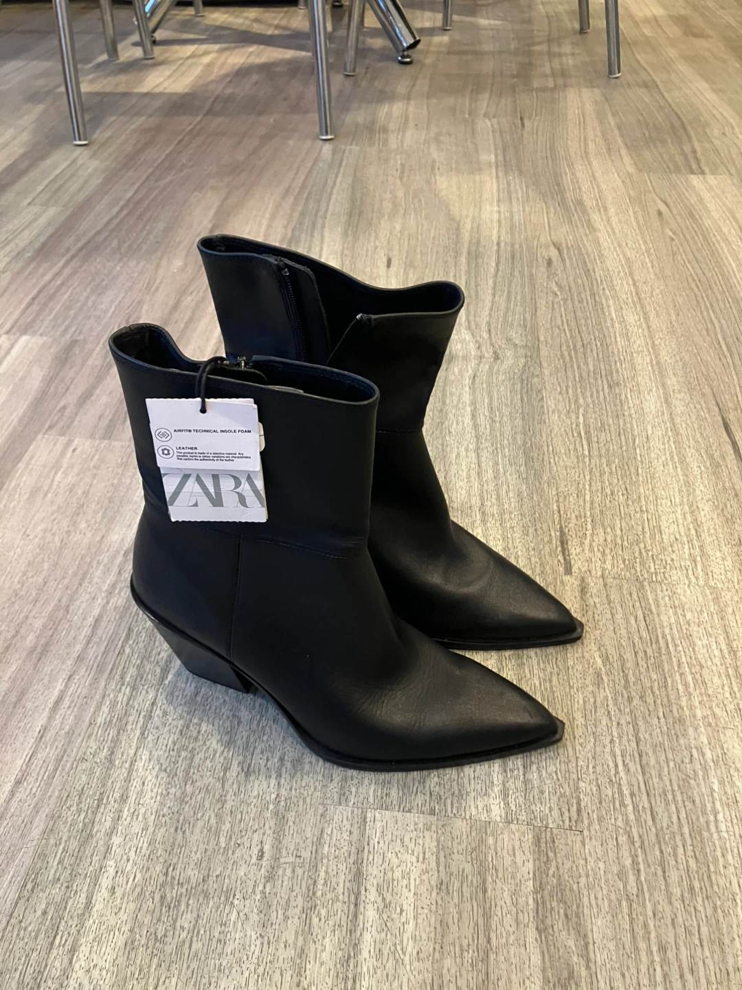Ladies Zara Leather Ankle Boots and lofer - photo 4