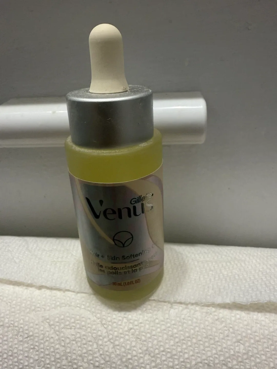 Gillette Venus Hair + Skin Softening Oil