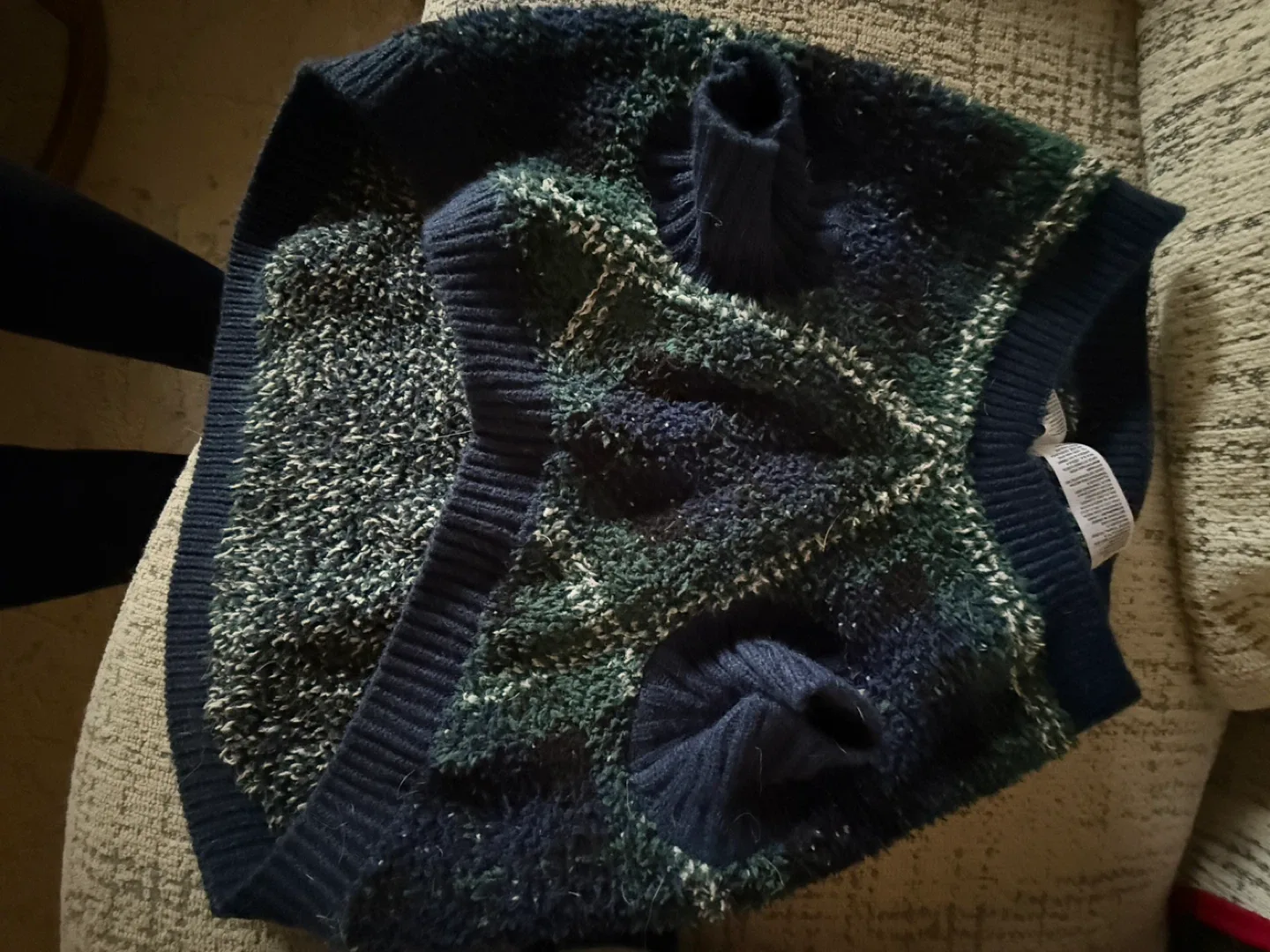 Old Navy Plaid Sweater Vest - Size L