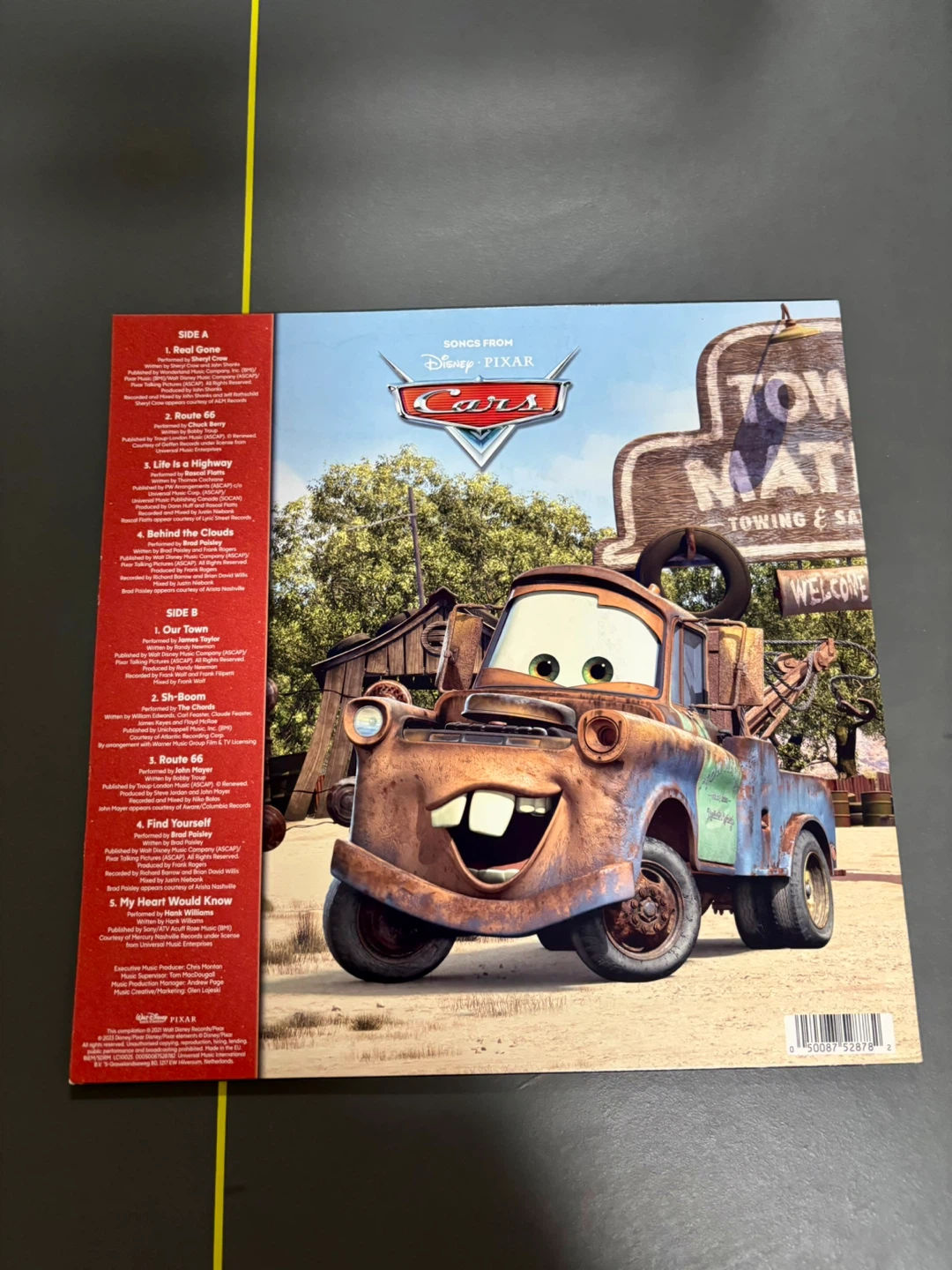 Disney Pixar Cars Vinyl Record - limited edition dark red vinyl - photo 2