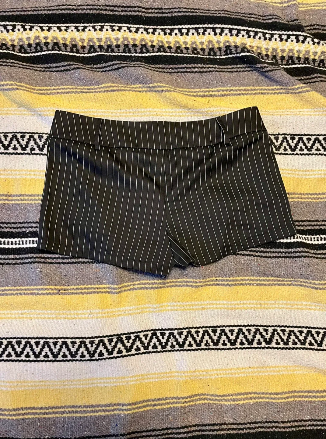 Shein Pinstripe Mini Skort - Size L image indicator(2)