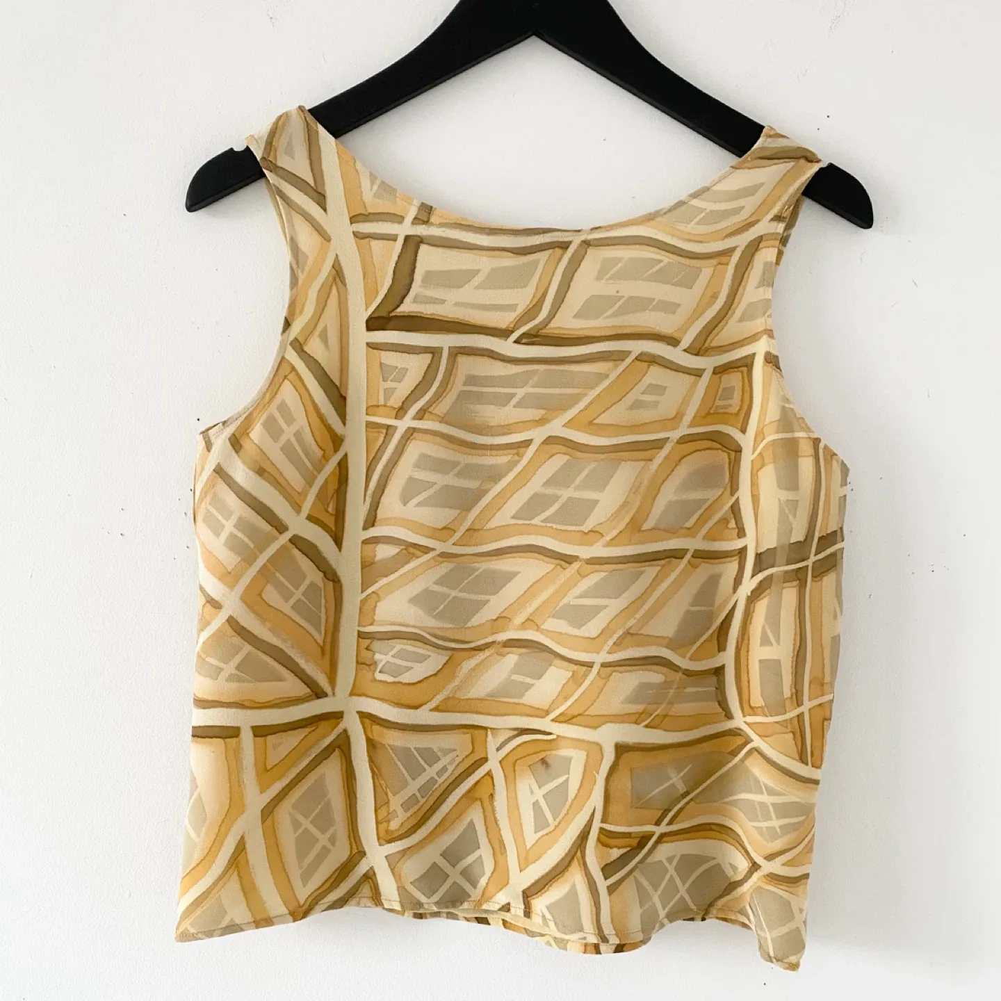 Vintage 100% Silk Printed Sleeveless Blouse / Tank image indicator(2)