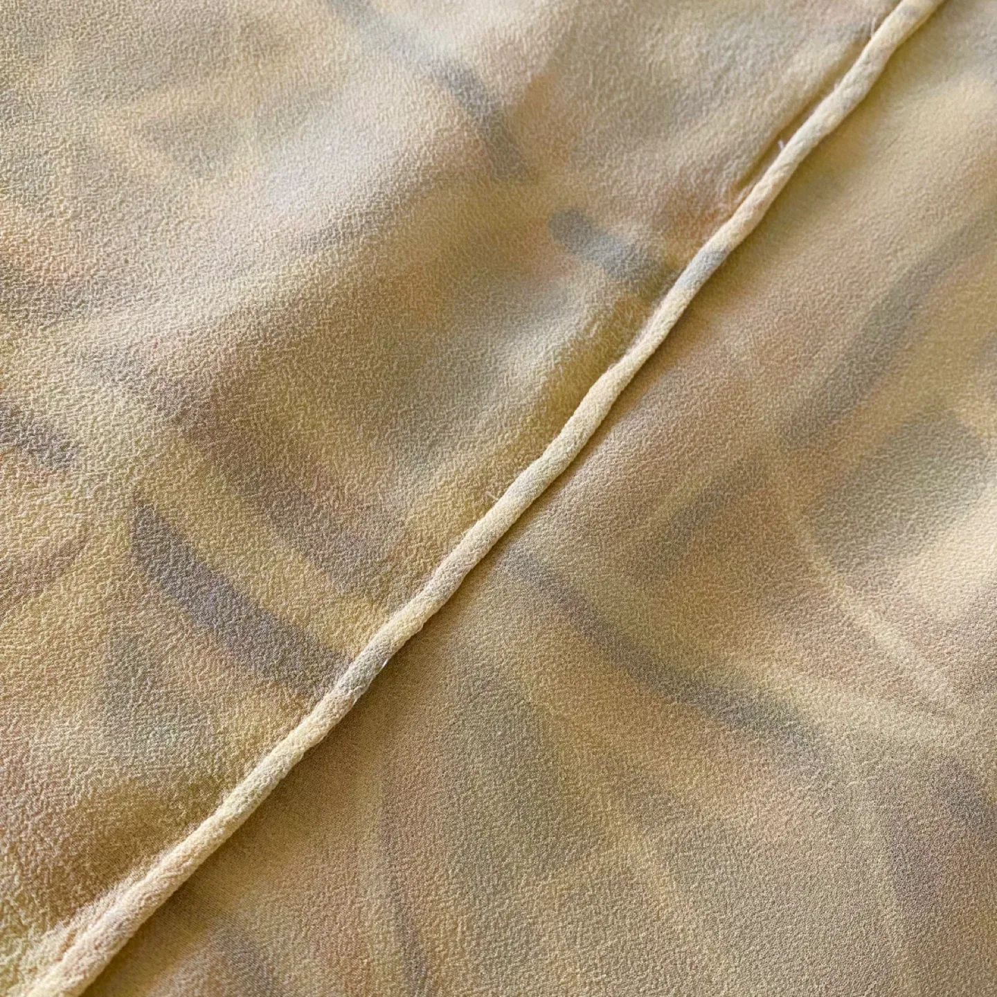 Vintage 100% Silk Printed Sleeveless Blouse / Tank image indicator(4)