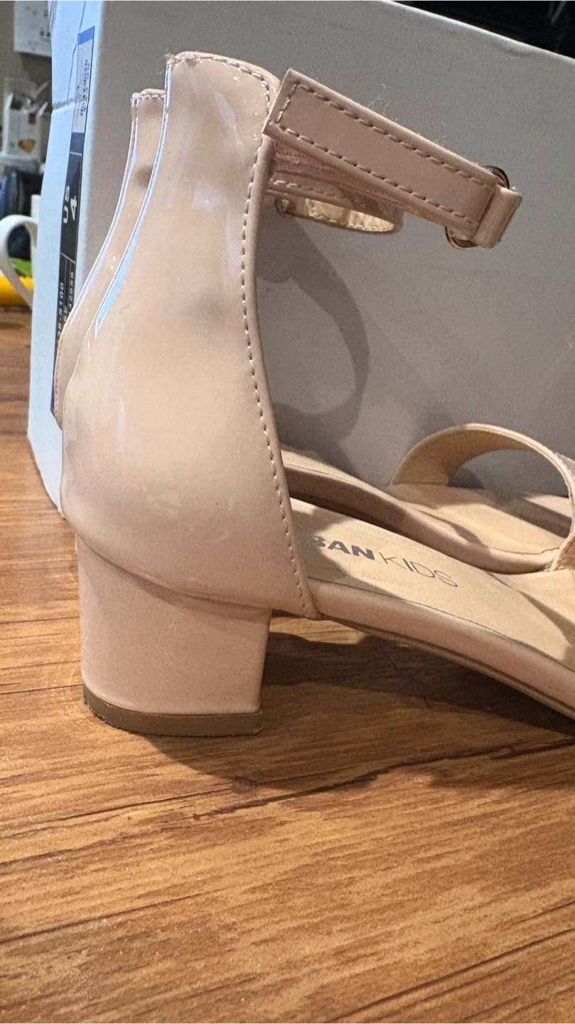 Sandals - Size 3 (light pink) - photo 3