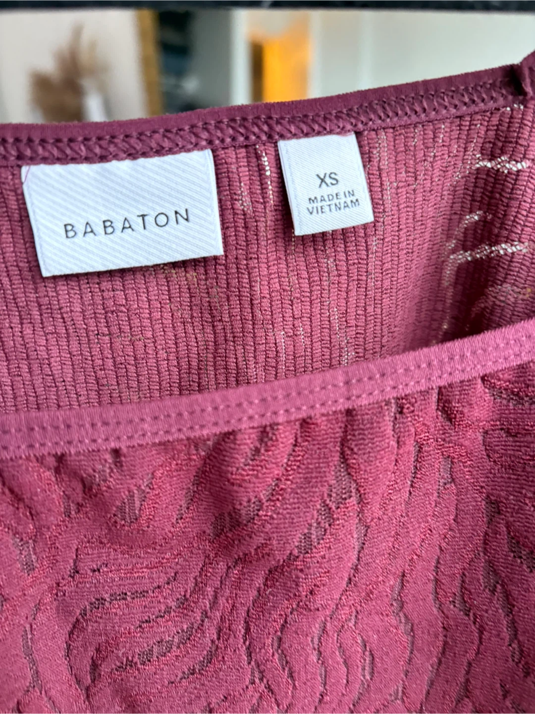 Babaton Shapelace Longsleeve - Size XS - photo 3