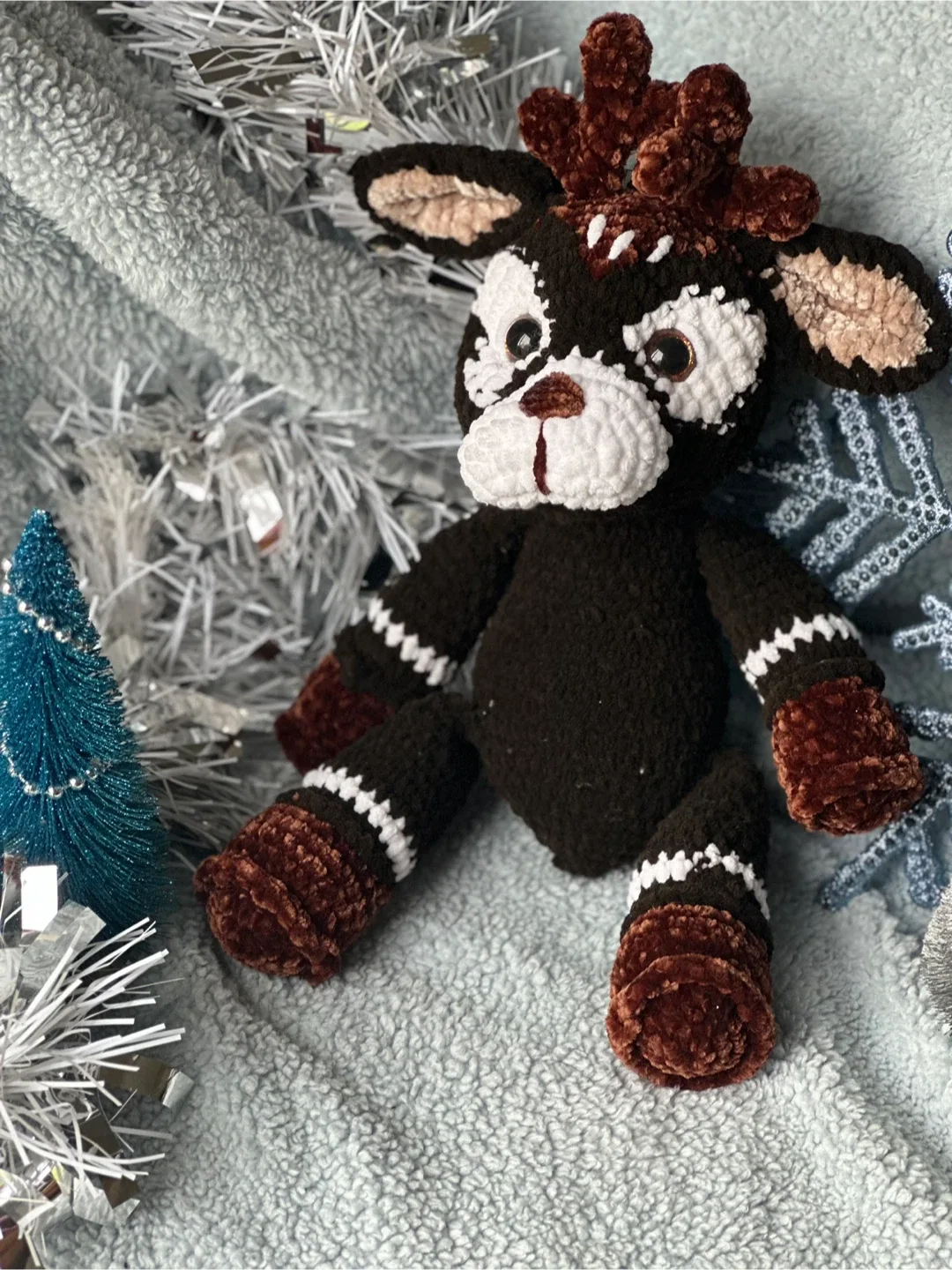 Handmade Crochet Reindeer Plush Toy image indicator(3)