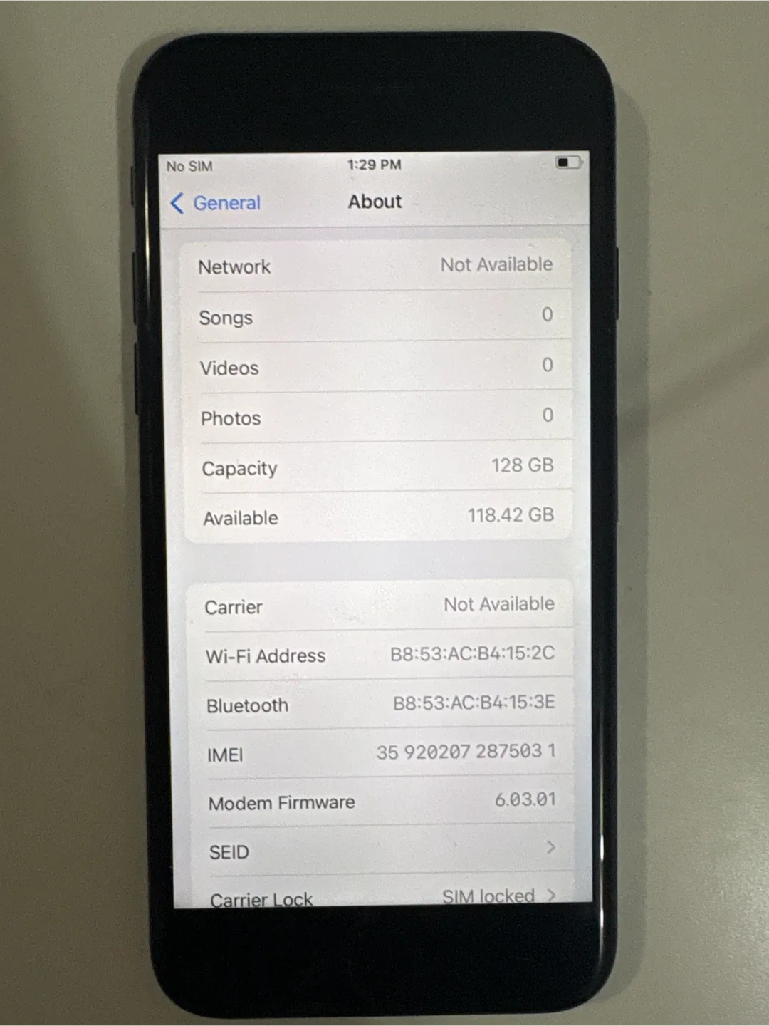 Apple iPhone 7 - 128GB image indicator(3)