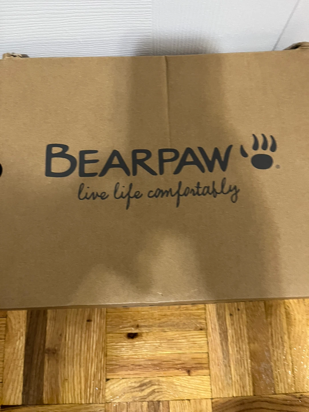 New Bearpaw Retro Shorty Boots - Size 9 Beige