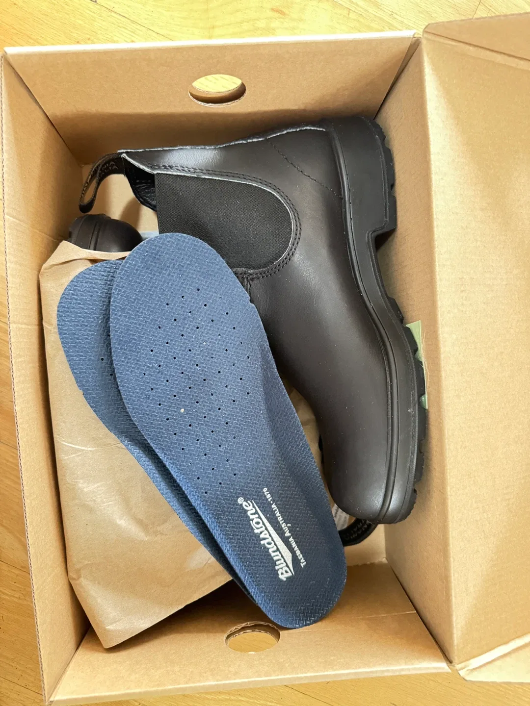 Blundstones women size 8 image indicator(9)