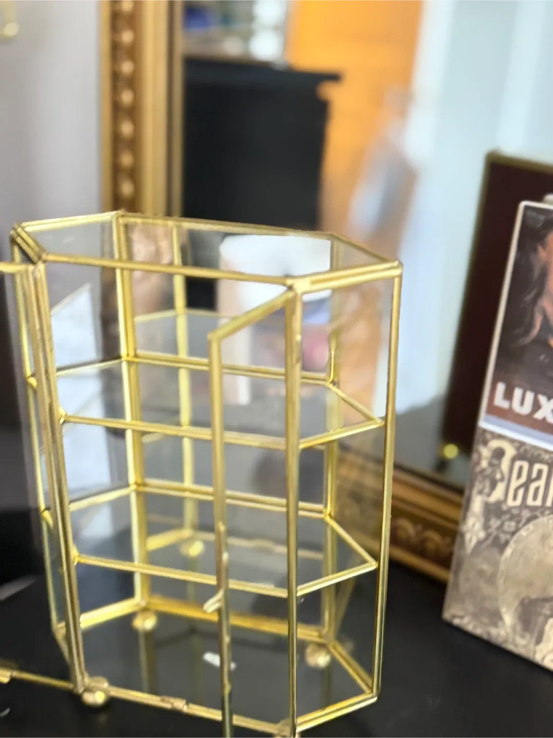 Gold & Glass Display Cabinet image indicator(8)