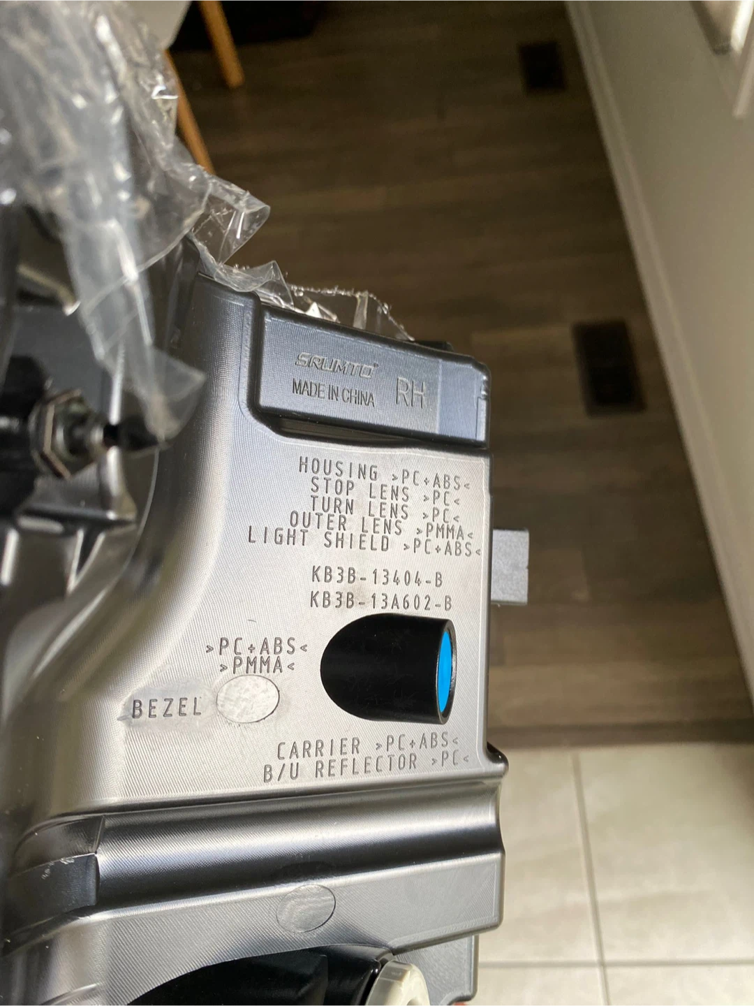 SRUNTO Tail Light - Made in China - photo 5