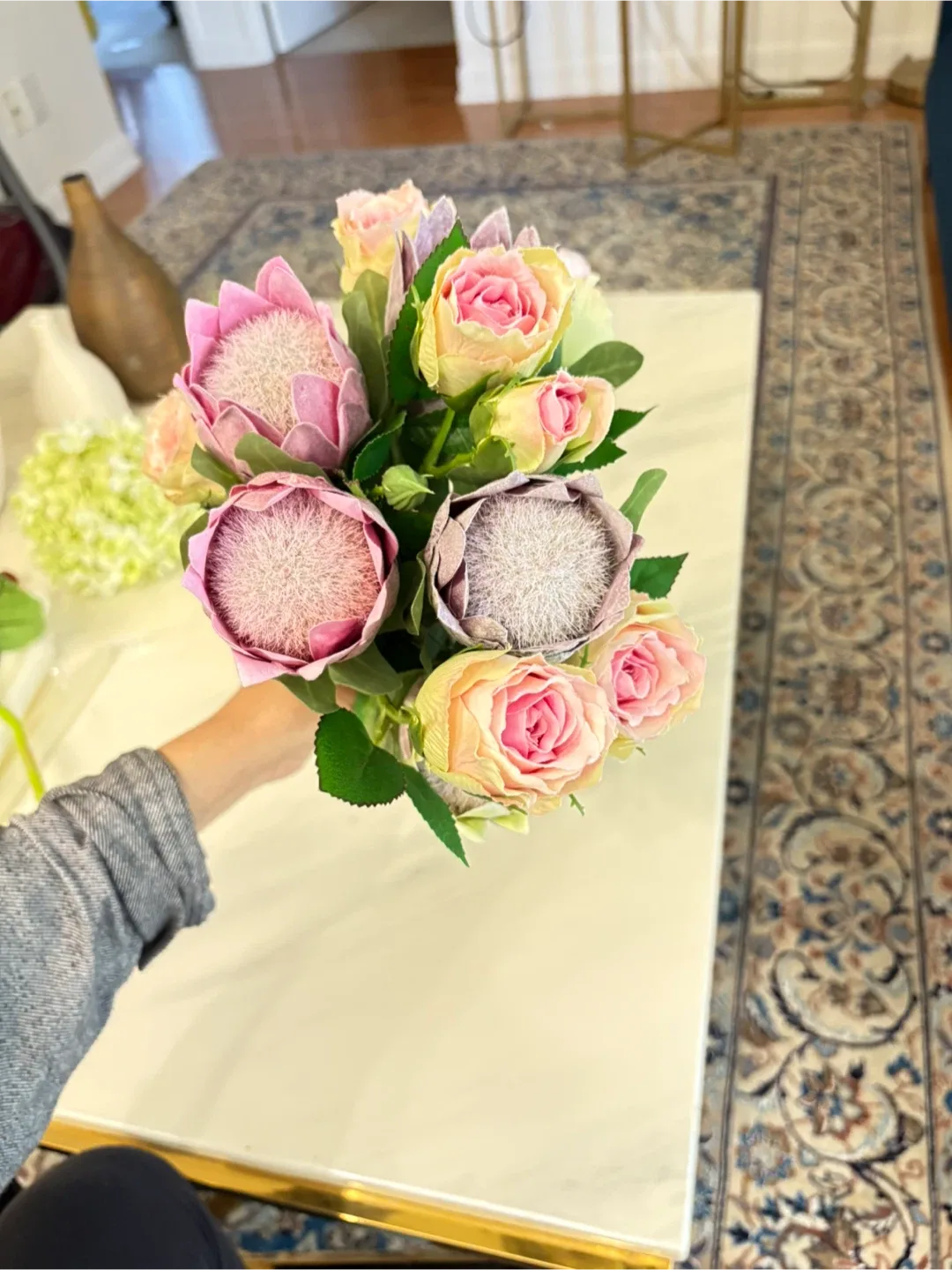 Artificial Flower Bouquet image indicator(9)