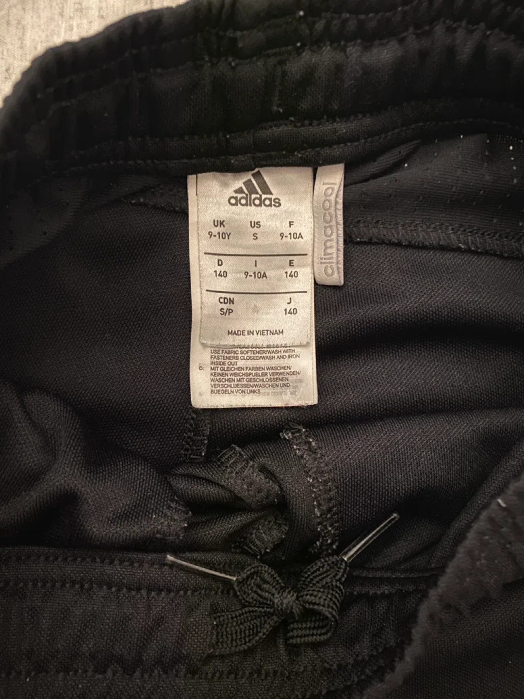 Adidas Black Track Pants - Size S (9-10Y) image indicator(5)