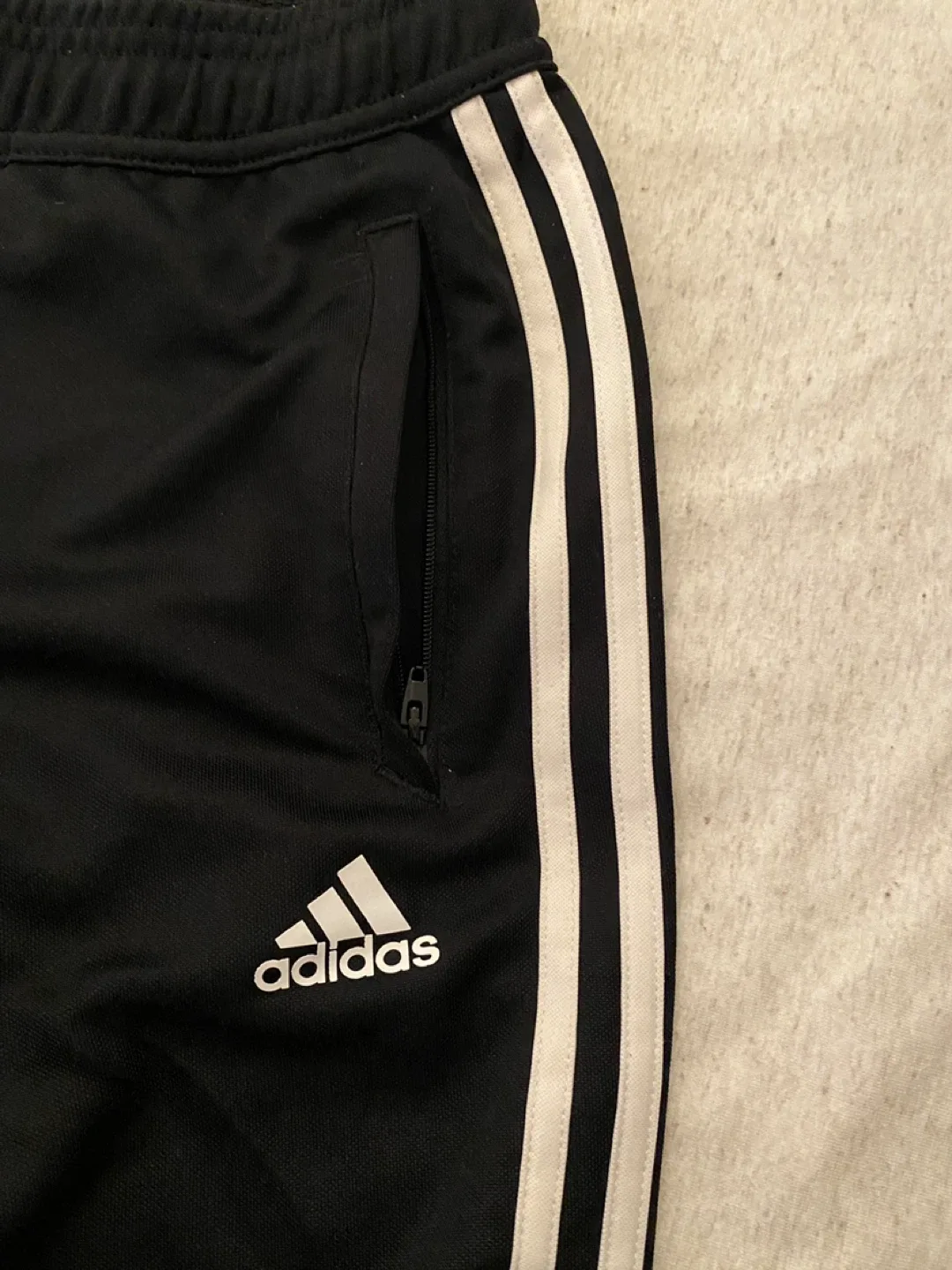 Adidas Black Track Pants - Size S (9-10Y) image indicator(3)