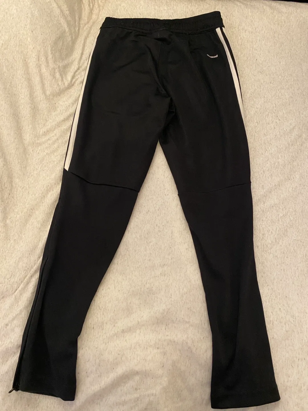 Adidas Black Track Pants - Size S (9-10Y) image indicator(2)