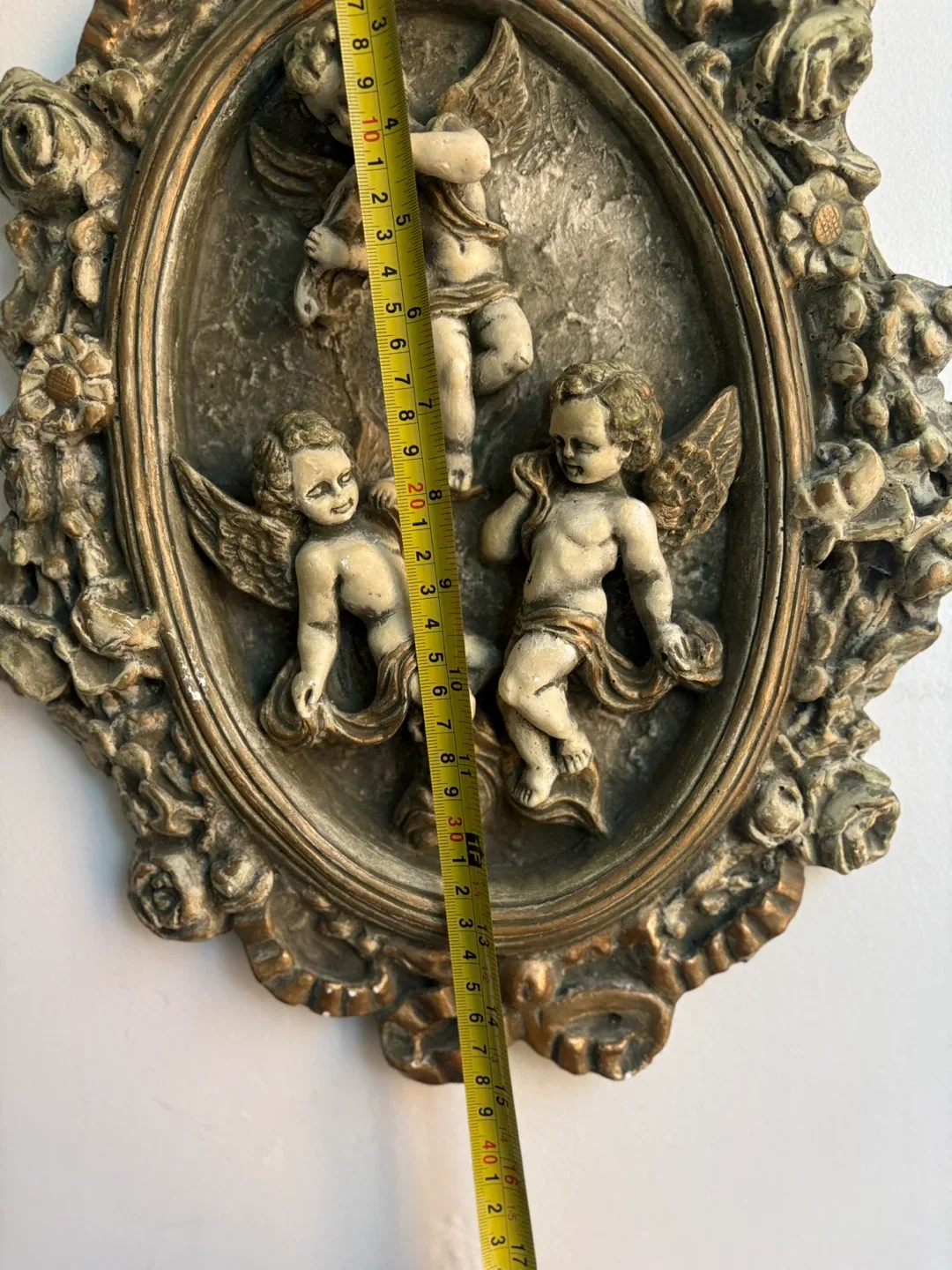 Vintage Cherub Wall Art - Oval Frame image indicator(3)