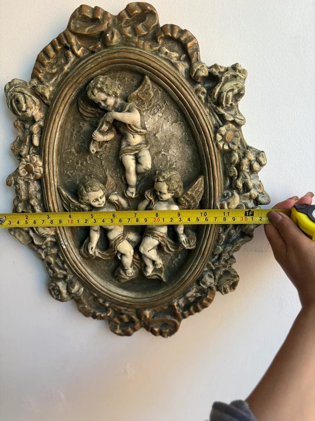 Vintage Cherub Wall Art - Oval Frame image indicator(4)