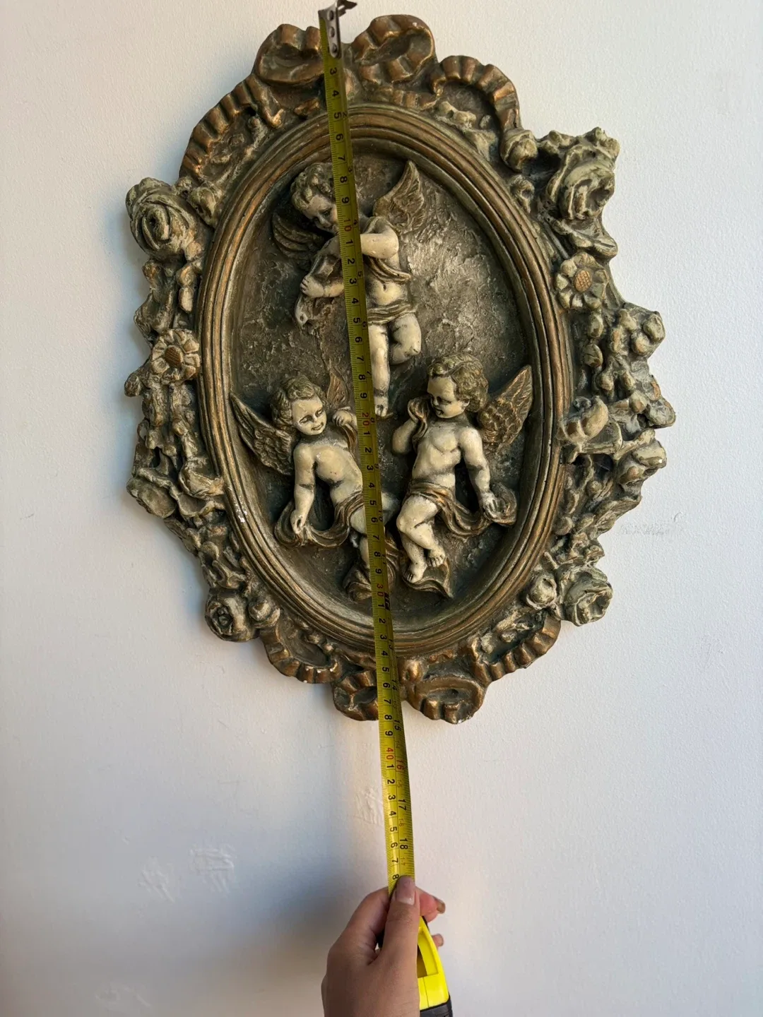 Vintage Cherub Wall Art - Oval Frame image indicator(5)