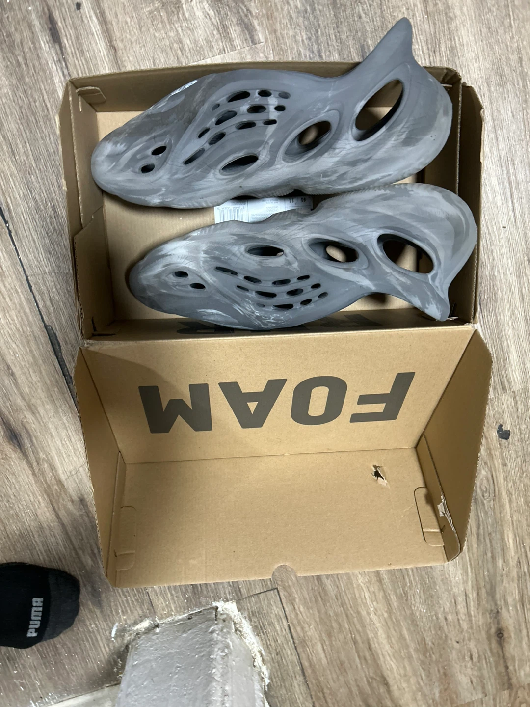 Adidas Yeezy Foam Runner Size 11 - photo 3