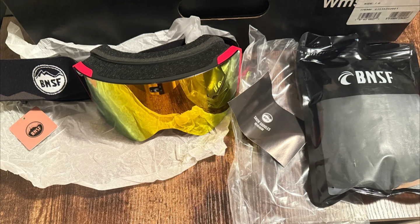 Brand New BNSF Snow Goggles with face mask image indicator(2)