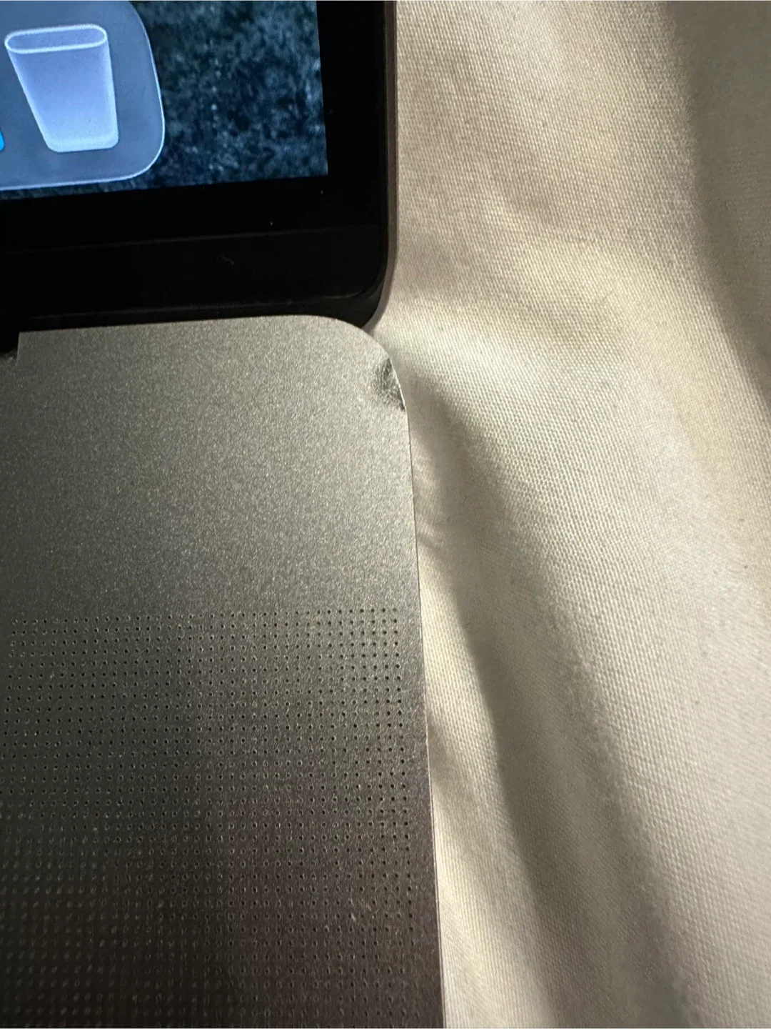 Apple MacBook Pro 16-inch, Intel Core i9, 1TB SSD image indicator(5)