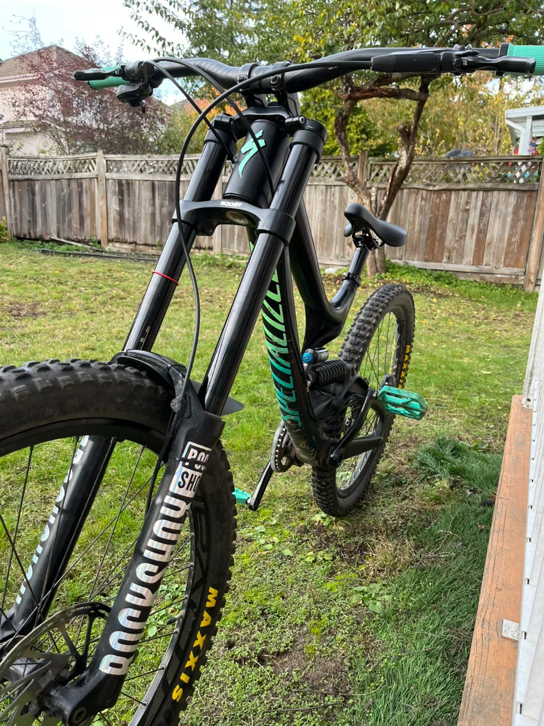 !!!PRICE DROP!!! Specialized demo 8 image indicator(6)