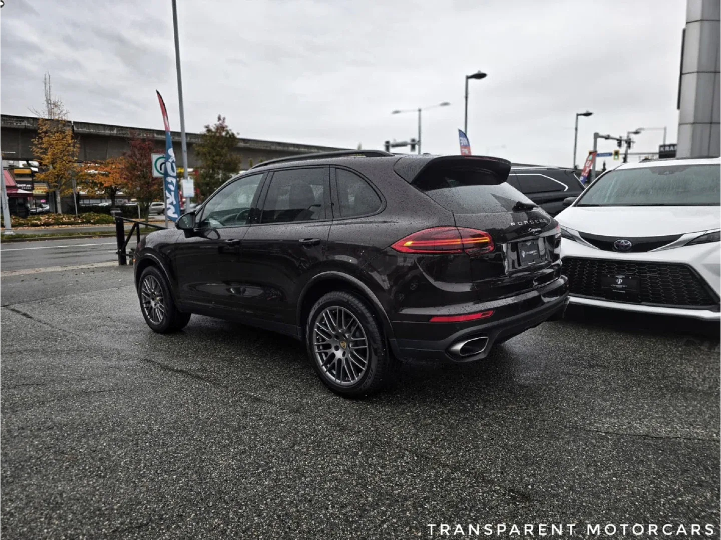 2017 Porsche Cayenne image indicator(4)